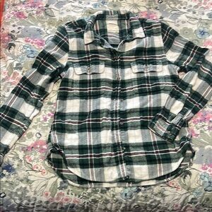 American Eagle Green and White Plaid Flannel Shirt